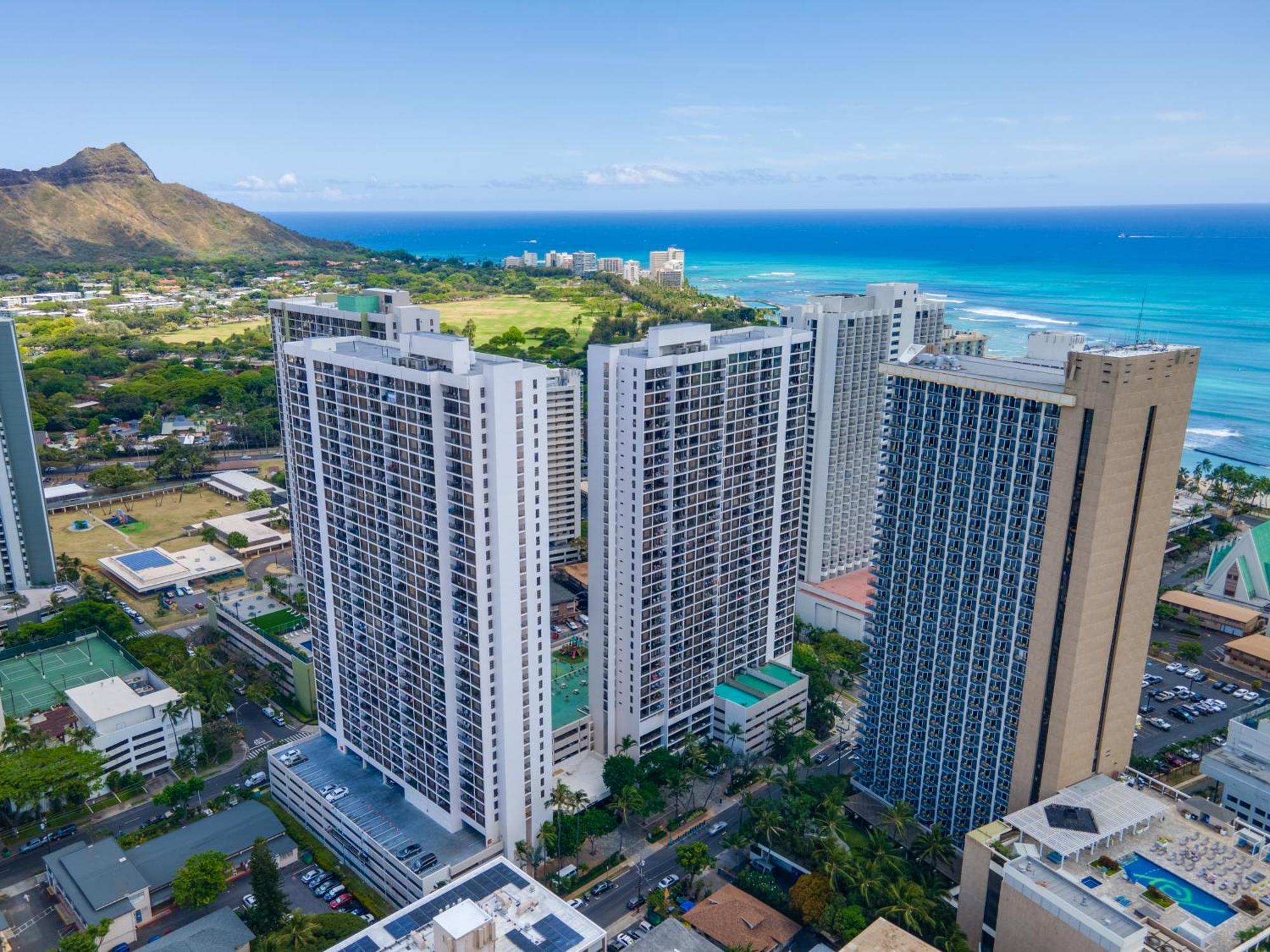 Aloha Vibes With Ocean Views, Near Beach & Parking! Хонолулу Екстериор снимка