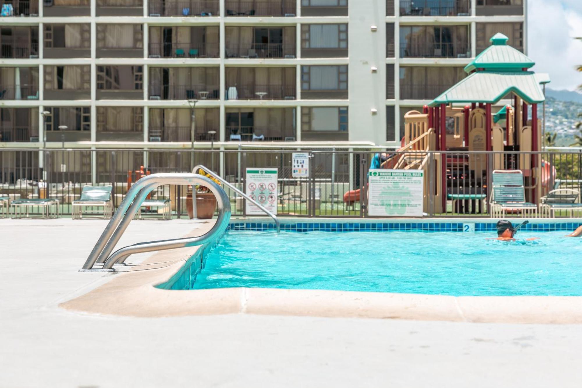Aloha Vibes With Ocean Views, Near Beach & Parking! Хонолулу Екстериор снимка