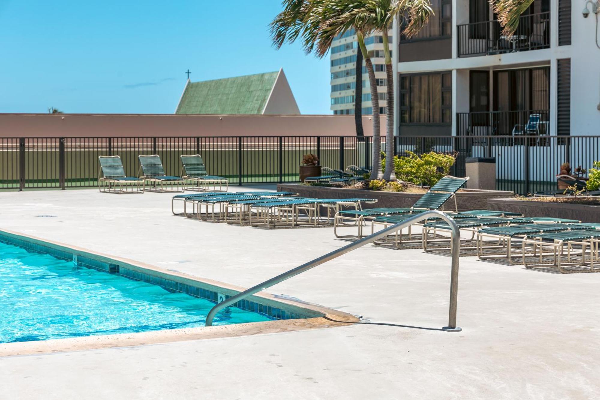 Aloha Vibes With Ocean Views, Near Beach & Parking! Хонолулу Екстериор снимка