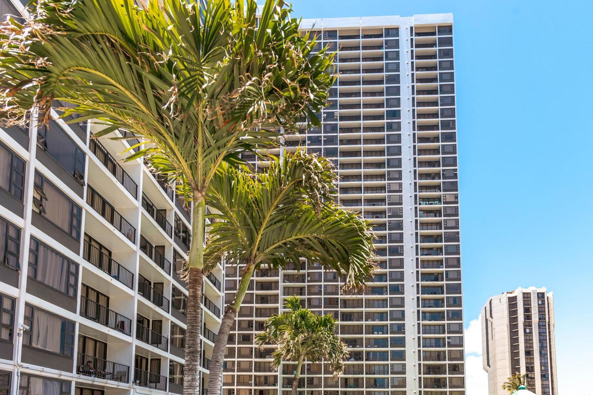 Aloha Vibes With Ocean Views, Near Beach & Parking! Хонолулу Екстериор снимка