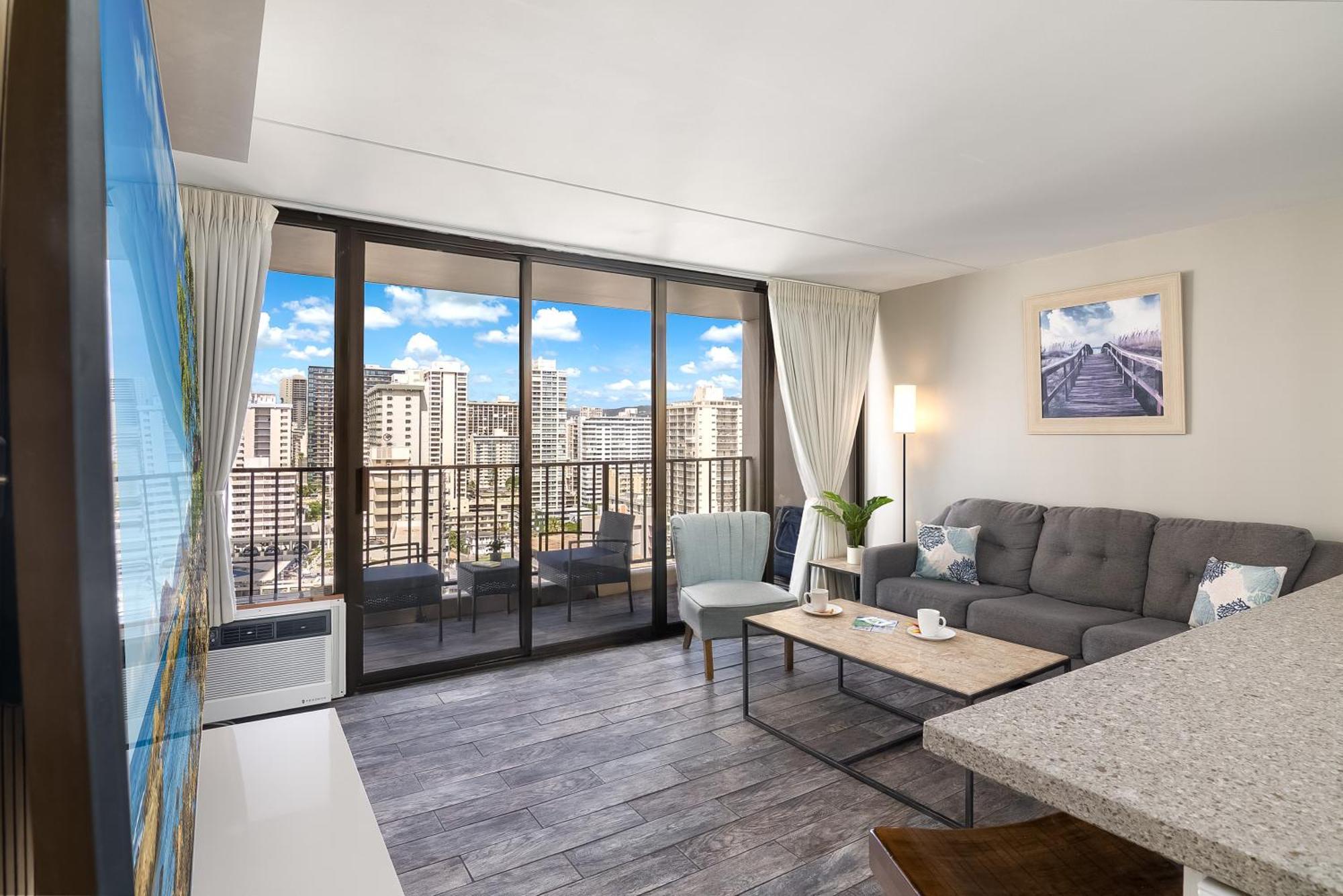 Aloha Vibes With Ocean Views, Near Beach & Parking! Хонолулу Екстериор снимка