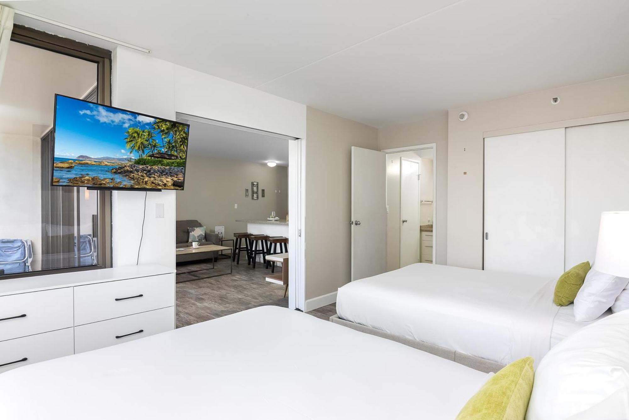 Aloha Vibes With Ocean Views, Near Beach & Parking! Хонолулу Екстериор снимка